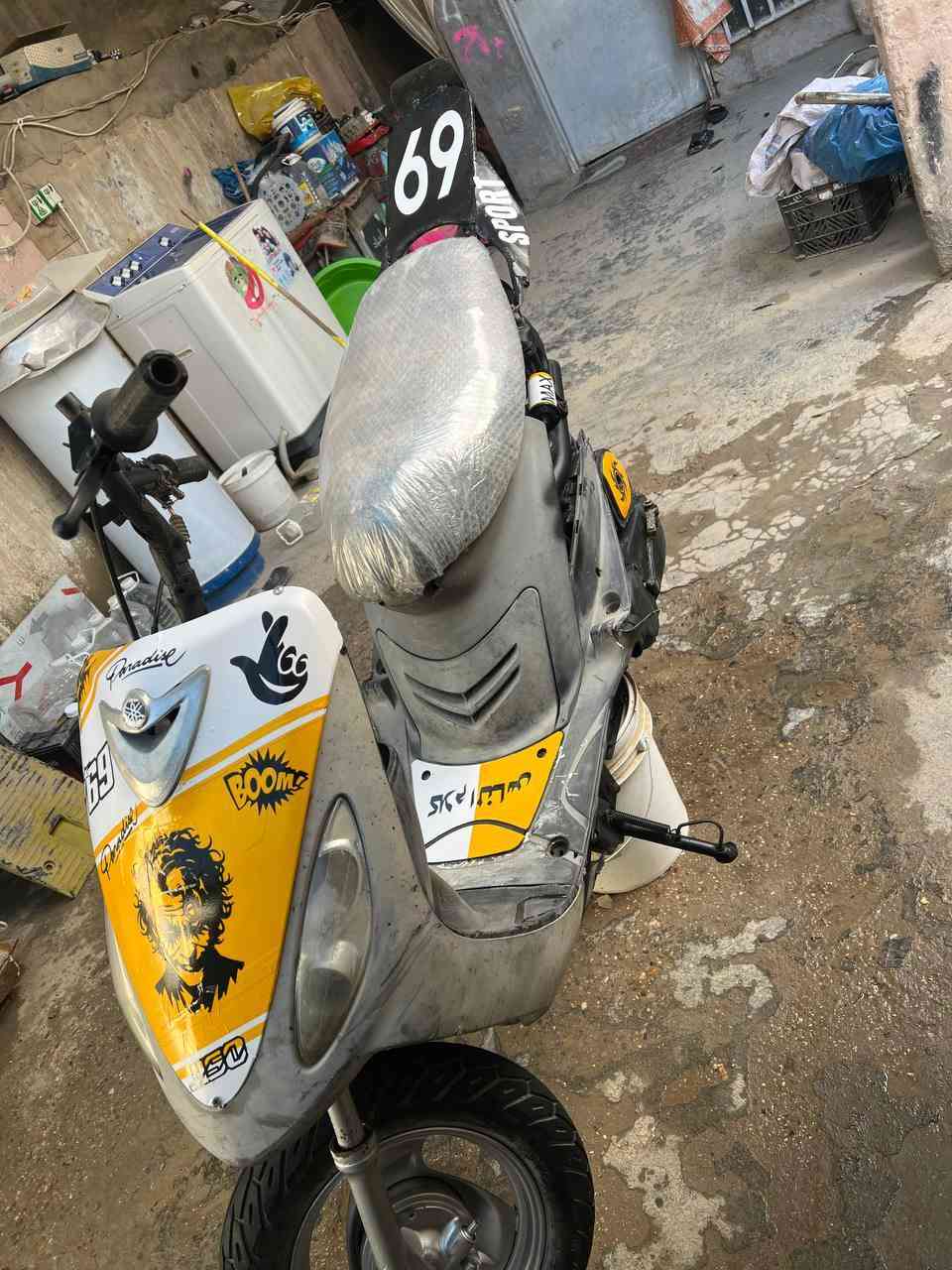 السلام عليكم دراجه منغولي دراجه شلعه أو معدل خير من الله دراجه كدام عينك سلف هندر بكل وقت دراجه 55سلف ملاحظه السلف شغال نقص بس دكمه باتري جديد ضفيره جديده     مكاني حله شارع 80  اخيك الموشراي لا طب بروح موتاك ***********دك وخادم
