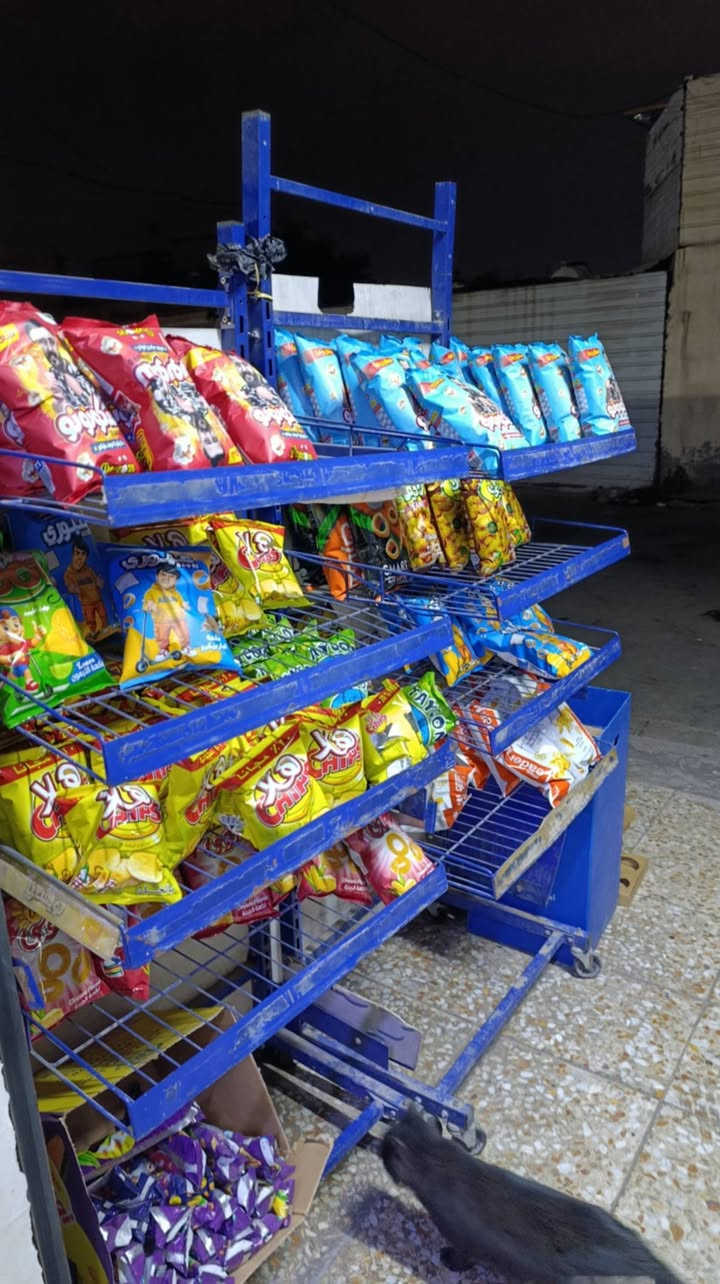 أسواق البيع مكان بغداد حي العامل قرب جامع السامرائي جاهز من كلشي يحتوي على 2 مجمدات و 3 عوارض الشراي يتصل ***********
