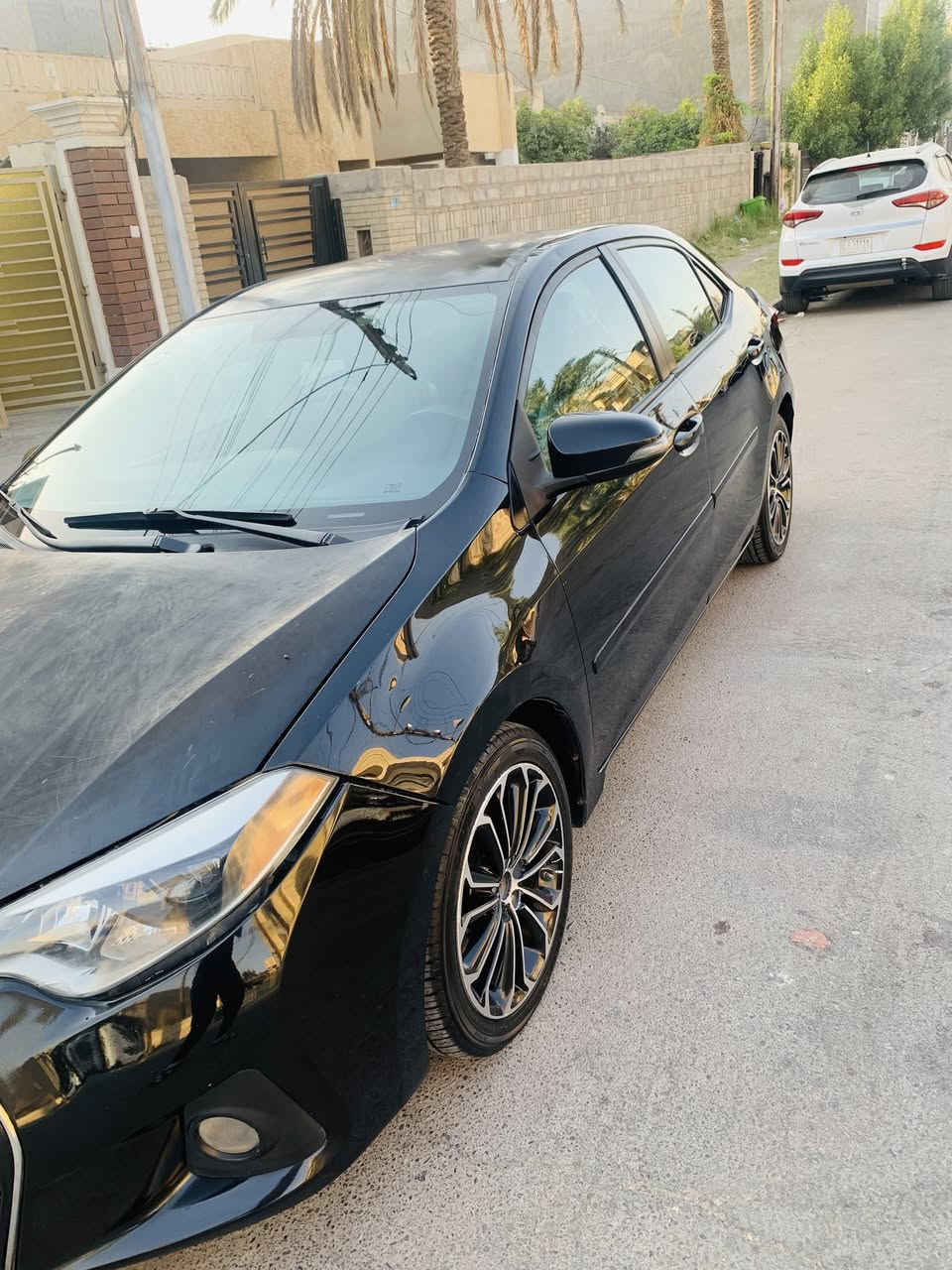 السلام عليكم
كورلا 2015 لون اسود وارد امريكي
حادثه فقط بنيد دون اي دواخل مثل ما موضح بصور الحادث 
مبدل بنيد فقط 
رقم بغداد باسمي
السياره بيه جراد خفيف  بالقماره والبنيد 
السياره فئه ال (S)
نص فول
تحكمات سيتيرن 
 نظام سبورت وايكو
 اشاير بالمري
تبريد ثلج 
شاشه 
كامره 
4 ويل
السياره مرتبه وحلوه 
ماشيه 157 ميل
كير محرك كفاله عامه
تخم تاير قبل 3 اشهر شديتهم

السعر …/123 ورقه 

مكان السياره بغداد العامريه 
 
***********
