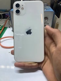 آيفون ١١ • ٦٤ • شاشه مبدله