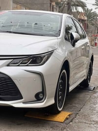 تكسي بغداد والمحافظات والمراقد  المقدسه  والمطار تكسي حديث من الباب لل...