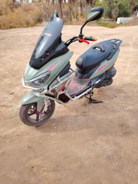 سترونغ 2024 • ٢٨٠٠كم • نضيفة