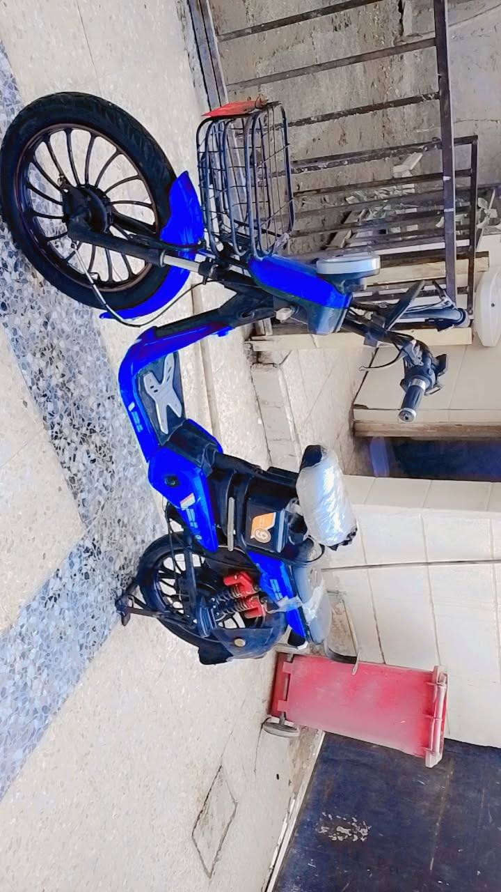 دراجةشحن حلوةونضيفة تشغل ربع شاير وتشغيلهةسويج وبصمه وكرت الدراجة ماناقصهةشي بس بطاريات تعبانة. موديلهة. 2024 مكاني البياع حي المعالف سعرهة 450. وبيهة مجال رقمي ***********. بي واتساب
