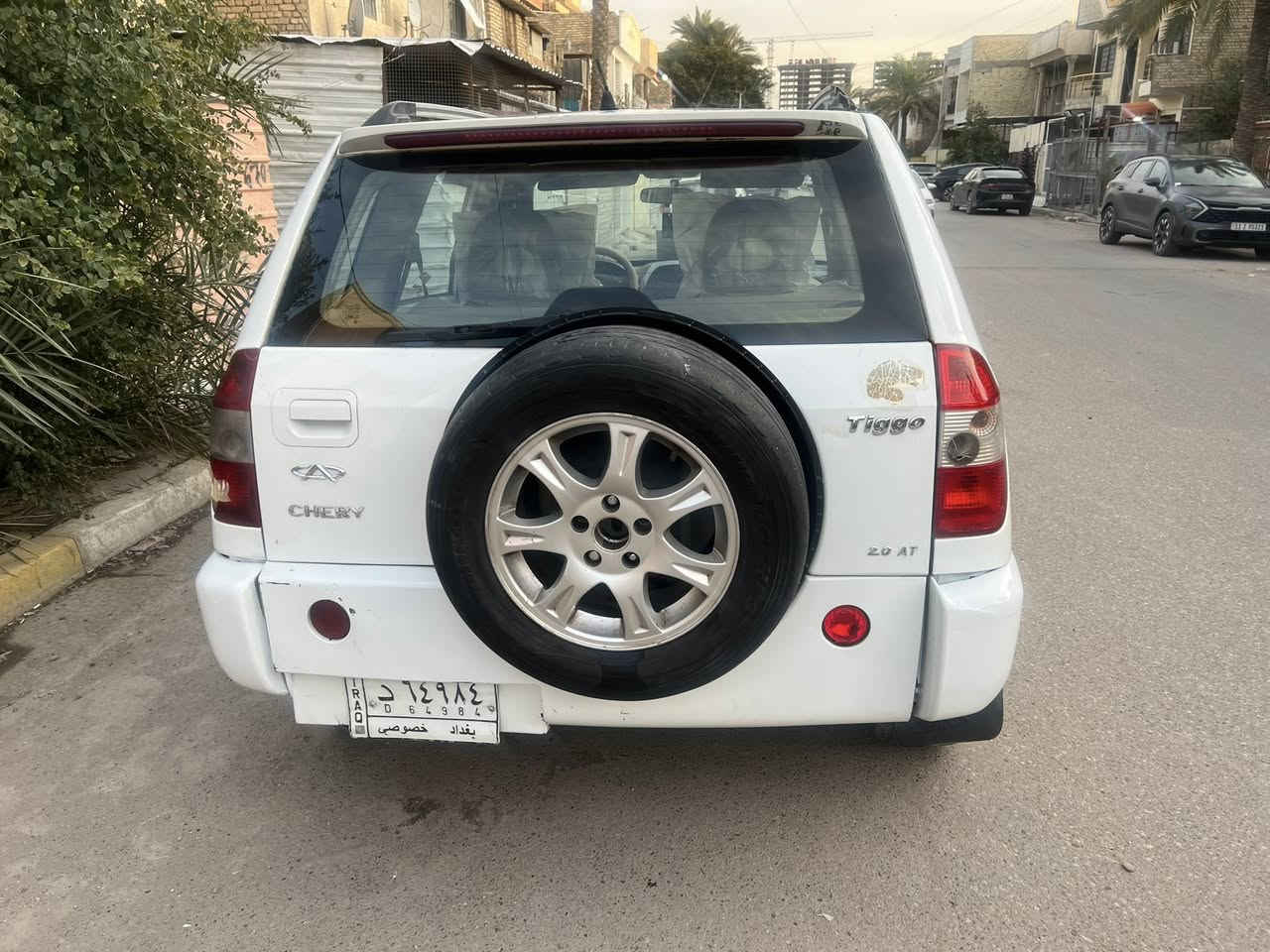 السلام عليكم تيكو موديل ٢٠١٢ للبيع او امراوس محوره كير ومكينه كامري ابو الجف مكفولات السياره جاهزه تبريد ثلج صدر جديد سنتر لوك مكفوله من الصبغ والخياس ماعدا باب الخلفيه بيها صبغ بدون ضربه السعر ٤٧ وبيها مجال مكان بغداد الحريه للاتصال ***********
