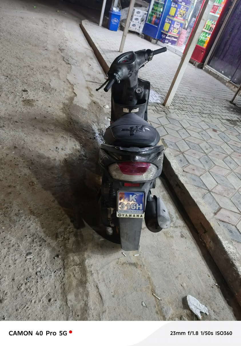 دراجه ماكس عدله صارلي شهرين من نزلته شعله ومعدل نضافه 90/المكان النجف الكوفه حي 17تموز تصال فقط واتساب ***********
