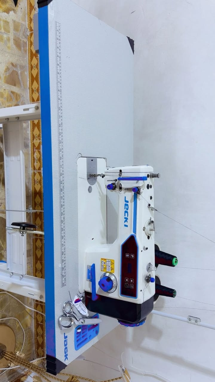 مكينه جديده 90 بلميه شتريتهه قبل سبوع واريد ابيعهه محتاج ضروري اصلي اصلي جديد بلباكيت


**إذا كنت صاحب هذا الإعلان وتريد حذفه لأي سبب، رجاءا أرسل رسالة إلى الدعم الفني**