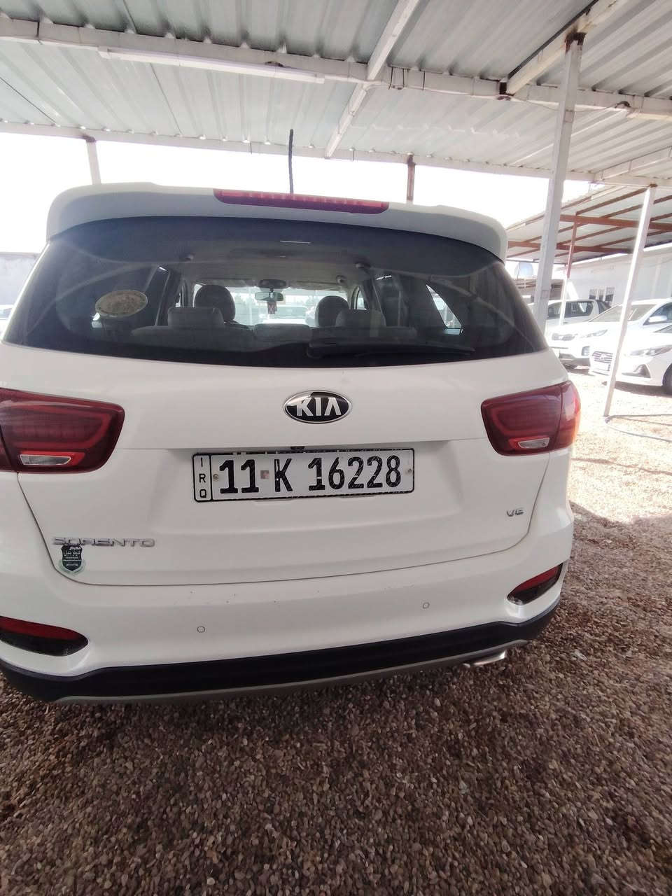 سورنتو موديل 18رقم بغداد انكليزي مكفوله كفاله عامه محرك6سلندر فول مواصفات منعده البنرامه  ماشيه 200الف جاهزه من كلشي وظع شركه مكان الأنبار عامريت الفلوجه *********** سعر 235وبيه مجال
