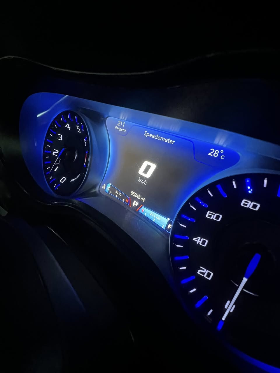 أوباما  ٢٠١٨ رقم أربيل  الجديد ابسمي
حادث جاملغ امامي + بارد بنيد سونار موجود في منشور 
رقم الموبايل  . ***********

السعر ٢٢٠ مع المجال
