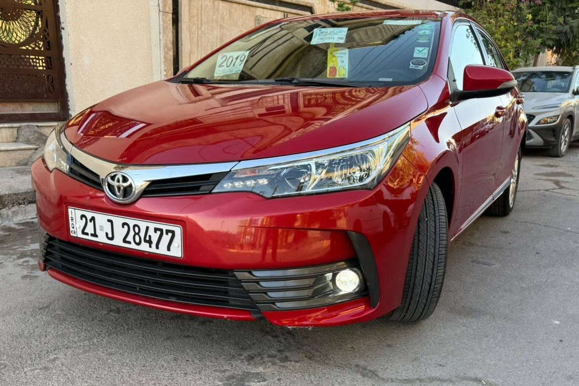 كورولا 19 ( خـليـجـي ) ياباني اصلي 
حلوة مواصفات السيارة كفاله عامه 
سيارة بوضع الشركة ماشيه 40 الف 
محرك كير واير بشرط مامفتوح 
سيارة حيل نظيفة كلشي عل بلاد جديد 
سنوية هزة كلشي جديد مدفوع لـ
باسمي السنوية بشرط تحويل وغرامـة
سيارة مابيـها دينار مصرف كامل من كل نواحي
للاتصال *********** 
مكان السيارة بغداد زيونه
