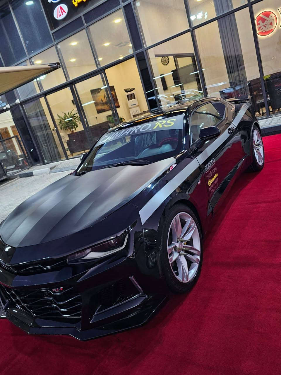 السلام عليكم للبيع او مراوس كمارو ٢٠١٨ فول ١/١  حته فتحه بيها محرك ٣٦٠٠ كفاله ماشيه ٧٠ ميل سياره جديده وناشر صور الحادث جاملغ خلفي صبغ وجاملغ امامي مبدل نفس الون رقم أربيل وكاله او تحويل بسم شركه السعر ١٢٥ سعر مناسب جدا مكلف بالنشر للإستفسار ***********/ *********** مكان السياره كربلاء
