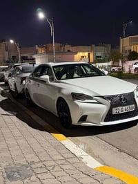 لكزس IS200t • ٢٠١٦ • حادث امامي