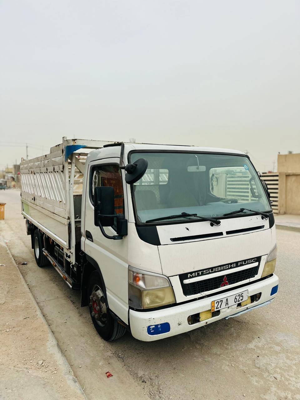 سلام عليكم  كنتر موديل 2014البيع مكفول كفاله عامه تحوره تايرات 17.5 بسمي سنويه 2030 تانكي 200 سياره جاهزه كبل شغل 
الاستفسار ***********
