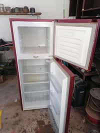 ثلاجة للبيع النظافة فول 07713358003