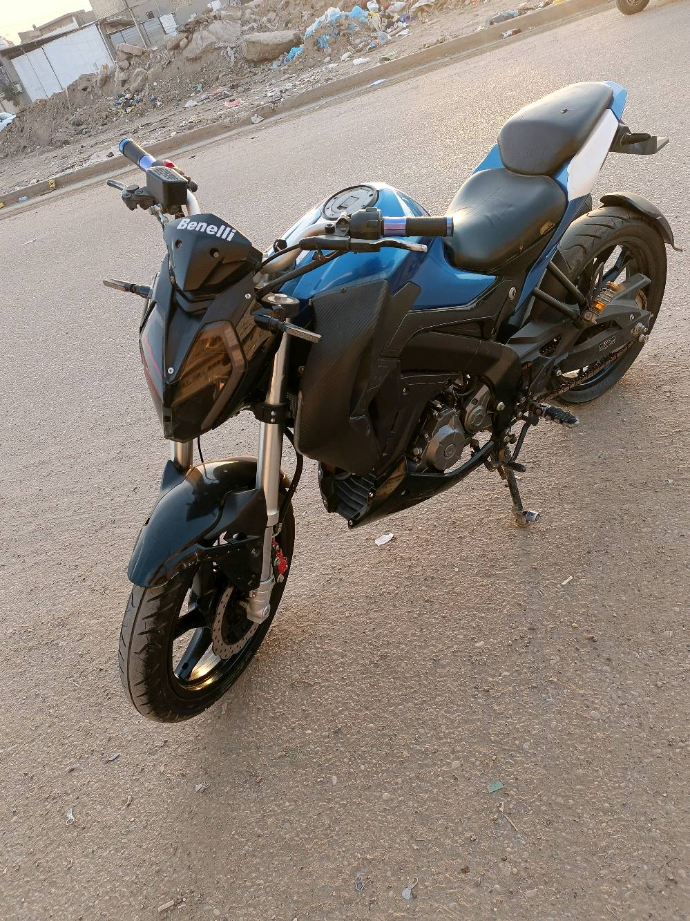 السلام عليكم 
بينلي 180 s للبيع
نوزل مو كابريتر
مكان بغداد
ما مرقم فقط اوراق
السعر2100 مليونين و 100 
***********