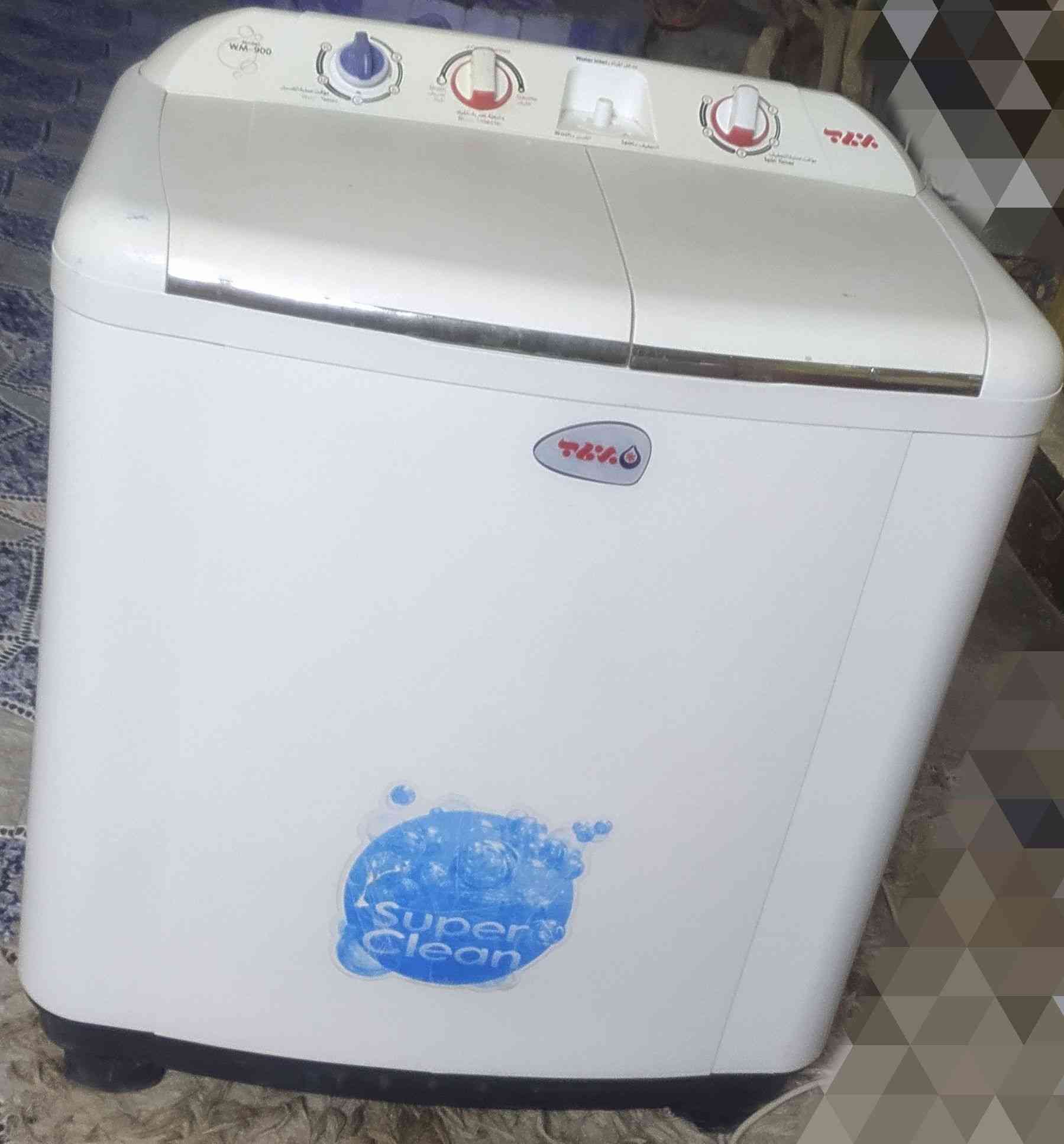 السلام عليكم  غساله  للبيع نظيفه كلش وشغاله و  بسعر مناسب   ب80 وبيه مجال مكاني بالقاسم  ***********
