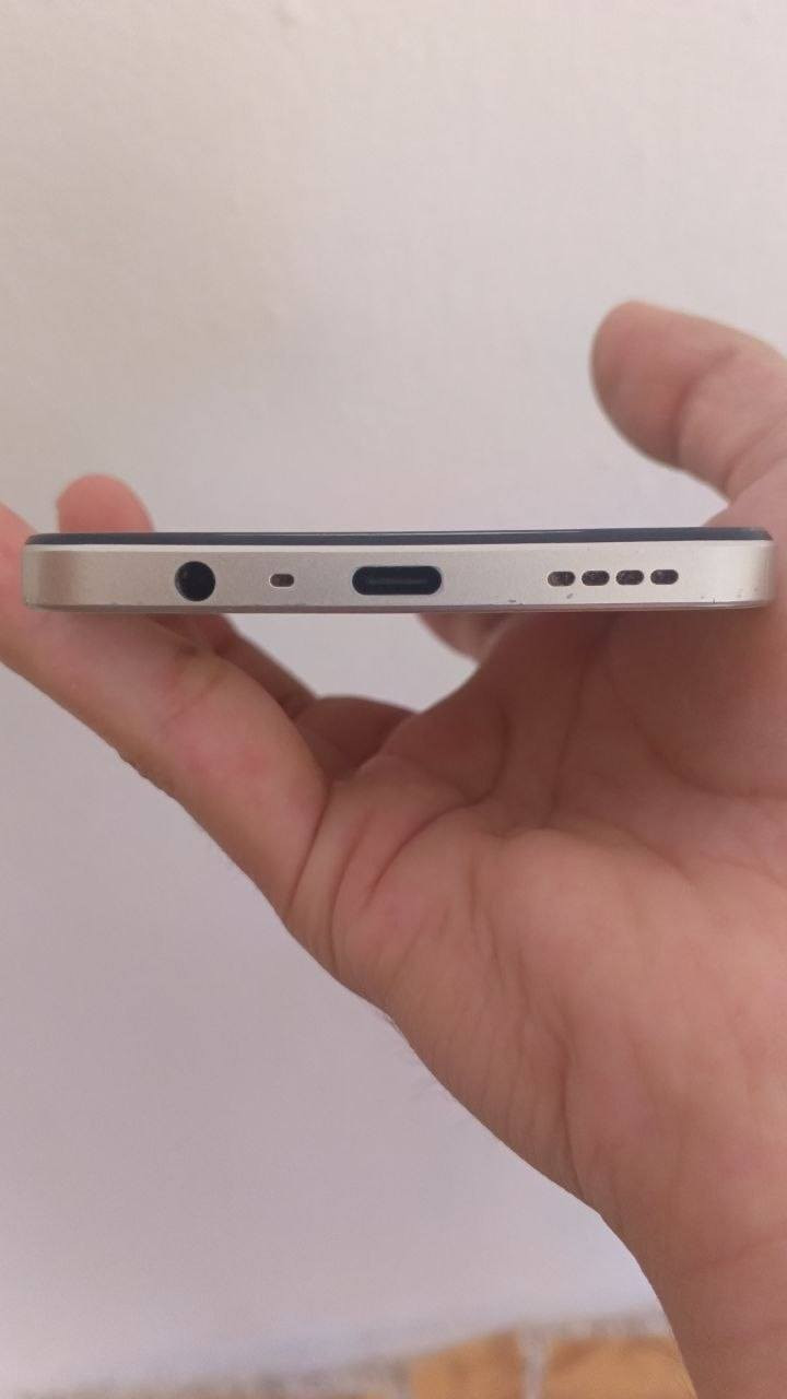 جهاز realme C53 اخو الجديد مستعمل نضافه 💯💯جهاز لامفتوح ولا مصلح مع كامل ملحقاته سعر160 او مراوس الكامره الي صورت بيها تعبانه طلع بهيج جوده مو حلوه


**إذا كنت صاحب هذا الإعلان وتريد حذفه لأي سبب، رجاءا أرسل رسالة إلى الدعم الفني**