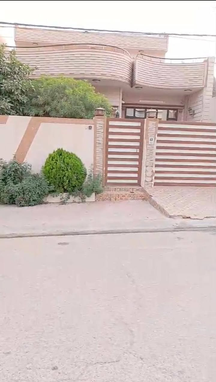 ئەم خانووە
بۆ فروشتنە 
ــــــــــــــــــــــــــــــــــــــــــــــــــــــــــ
 دارللبیع 
للاستفسار 
***********
***********
https://www.facebook.com/share/18G9oCmmhb/
