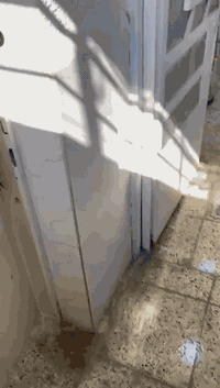 بيت للبيع قطاع 46 قرب دائرة الكهرباء  مساحه 63متر قاطين ستقبال و مطبخ ...