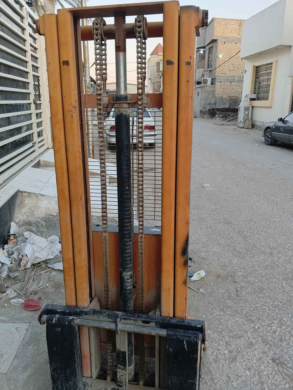 سلام عليكم شوكيه هودرليك للبيع ارتفاع 3 متر جديده ما مستخدمه داخل العراق جديده بيهه نقص بس التايرات 2 
عنوان كربلاء الحولي قرب مستشفى الكفيل 
السعر 7 أوراق وبيهه مجال سهله الاستعمال 
***********
