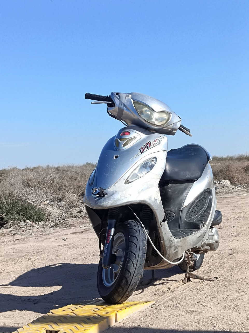 كامكو v1 للبيع دراجه حلو ونضيفه للعلم دراجه فيت بم ونوزل مو كابريته كززه يحتاجله لحيم طاك الصالنه موجوده السعر 275 وبيه مجال


**إذا كنت صاحب هذا الإعلان وتريد حذفه لأي سبب، رجاءا أرسل رسالة إلى الدعم الفني**