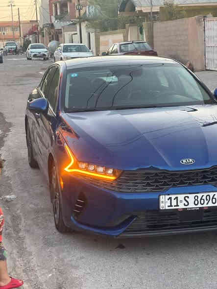 السلام عليكم كي فايف موديل 2021 فول مواصفات تحكمات اشاير لد لايت زنون جلد بصمة صندوك ذكي تشغيل عن بعد مكينة 1600 تيربو بيها قطع صبغ اني ابيع مصبوغة عام كير مكينة مكفول *********** بغداد السعر 135 وبيها شي بسيط
