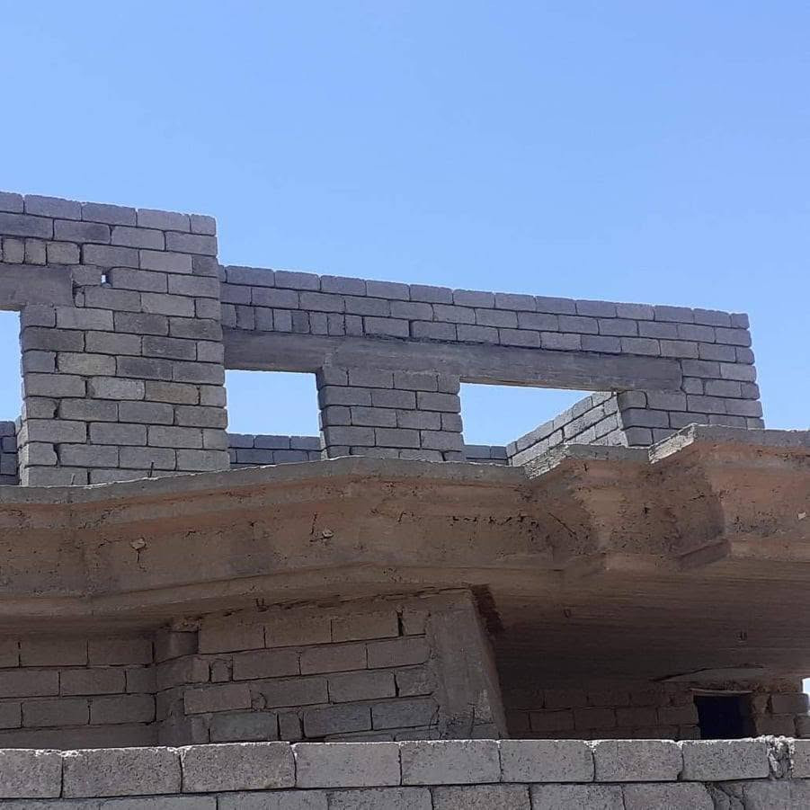 هيكل طابقين الطابق الثاني ممصبوب بيجي الحي العسكري الثاني مجاور محطة القطار ومدرسة المقداد مجاور المتنزه الجديد وصط ثلاث مدارس السعر اتصل عالرقم ودلل***********
