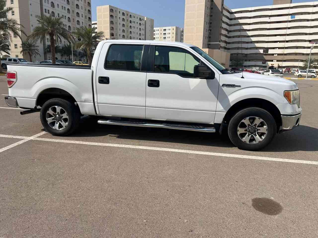 2104 خليجي رقم اربيل انكليزي جديد هزه وفحص  منضومه غاز بيه محرك 5000 8سلندر سياره جهازه تدفئه تبريد شاشه اندويد نوعيه راقيه كامره تحكمات داخل عسلي بي او مراوس سعر 162 سعر مكانه كربلاء ***********
