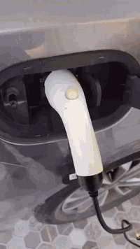 تم بحمد الله نصب بورد كهرباء سياره BYD بمواصفات ممتازة وجودة عالية تضمن الأداء الآمن والمستقر .
للاستفسار *********** 
م احمد الكبيسي
