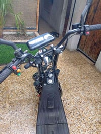 دراجة كهربائية • جانب اليمن • بدون دواسة