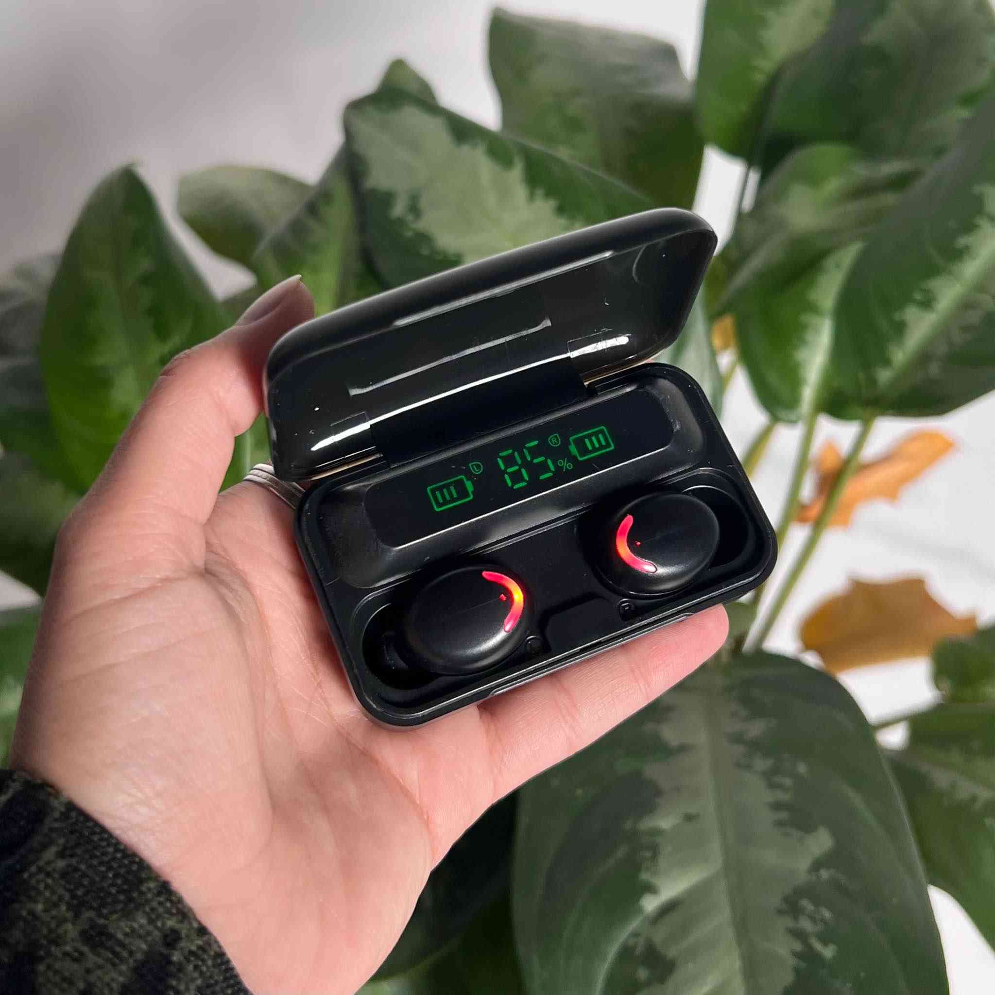 🎧⚡ هيه سماعات وهيه باور شاحن طوارئ بنفس الوقت !

وبسعر كلش اخو الرخيص ! 🔥🔥

سماعات TWS F9-5 لاسلكية بشاشة رقمية وعلبة شحن كباور بانك 🔋
تحكم باللمس، مكالمات واضحة، وسهلة الاستخدام أينما كنت 👜
صوت نقي وموسيقى بلا توقف! 🎶 بغداد, العراق


**إذا كنت صاحب هذا الإعلان وتريد حذفه لأي سبب، رجاءا أرسل رسالة إلى الدعم الفني**