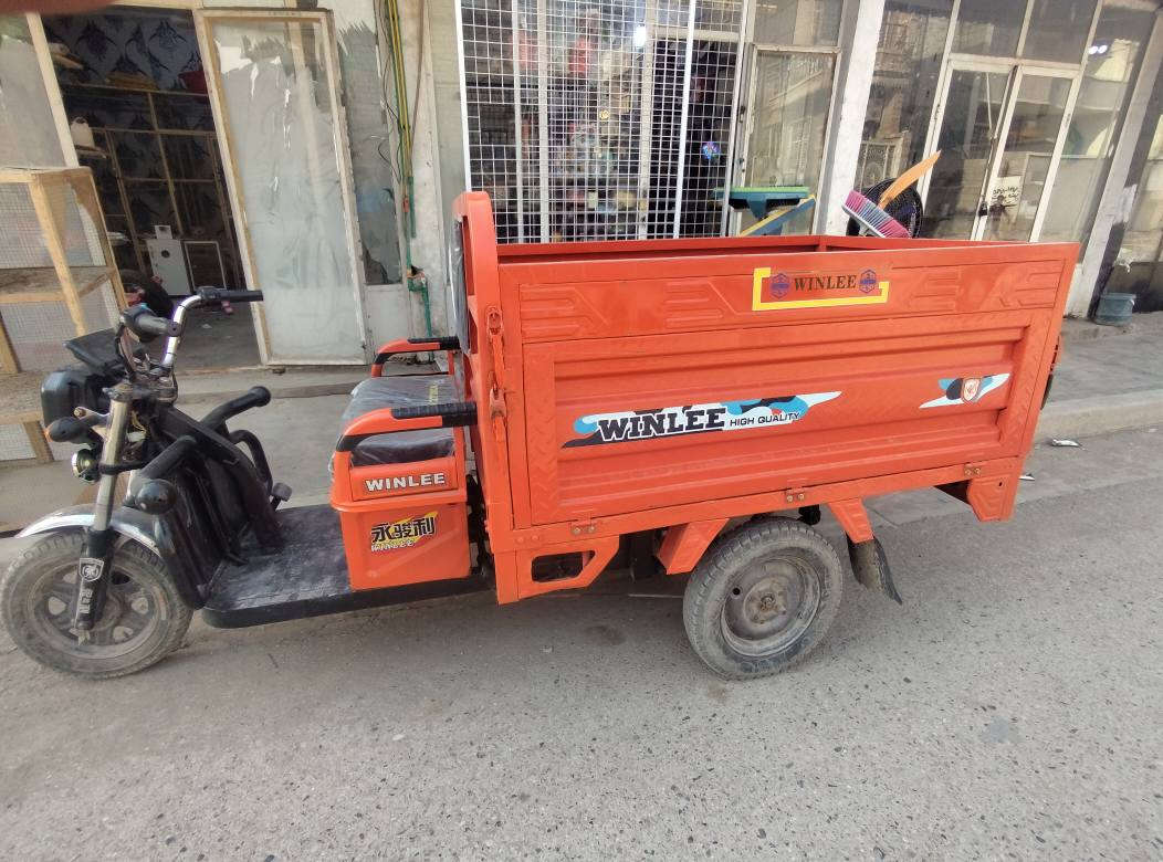 متاح ستوته شحن موديل 25 بطاريات جدد كامله اي نقص مابيه  السعر   مليون و100  بغداد الجزيرة السياحيه هاتف *********** بغداد, العراق
