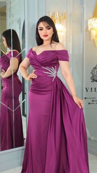 فستان • مقاس ٤٨ • ملبوس مره وحده