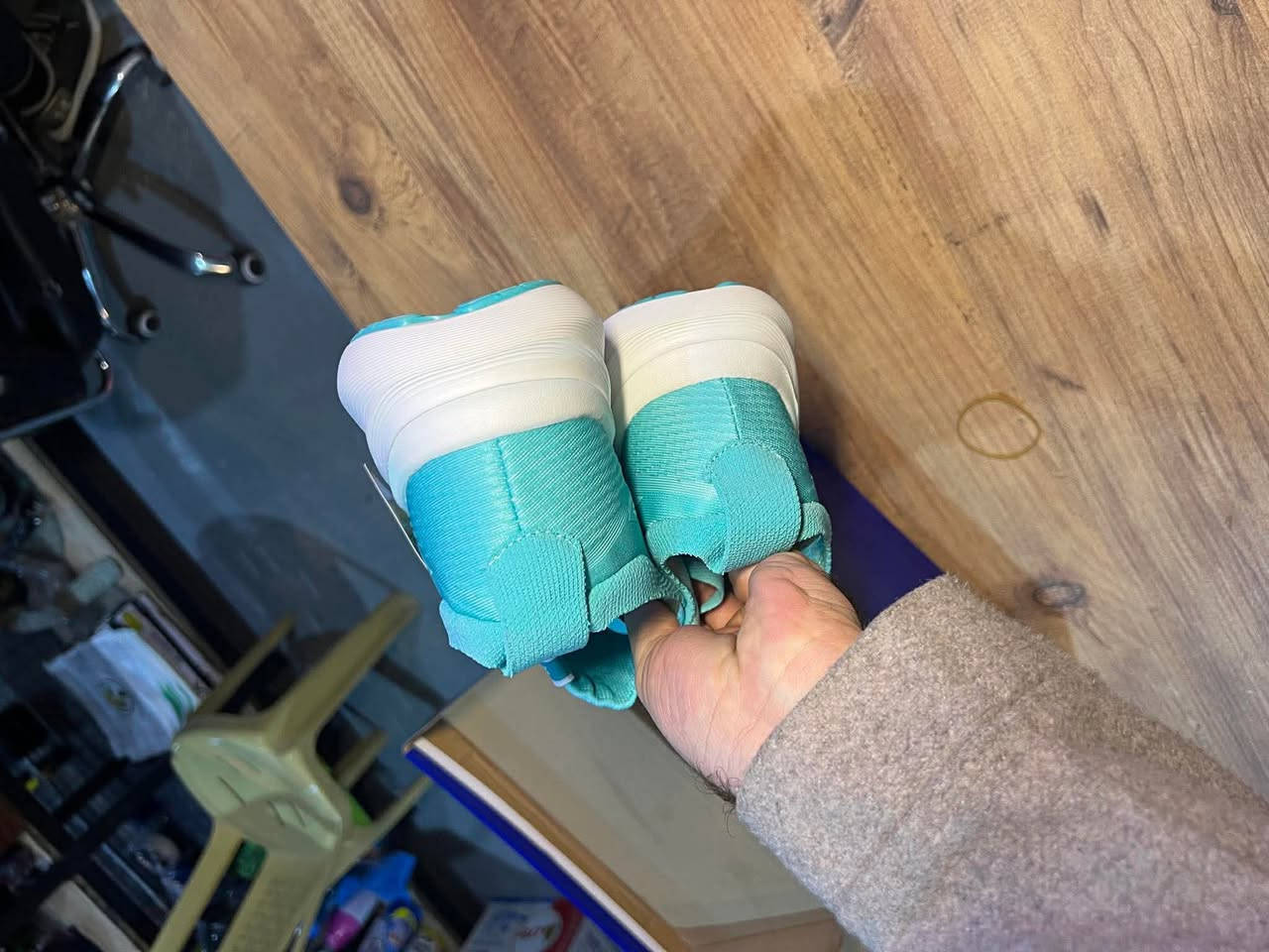 41-40-42
شرط اذا مو مطابق وكالة رجعها 
نفسها بصفحات تنباع 65 يمي ب30 لان باقي قياسات صغار 
توصيل 5


**إذا كنت صاحب هذا الإعلان وتريد حذفه لأي سبب، رجاءا أرسل رسالة إلى الدعم الفني**