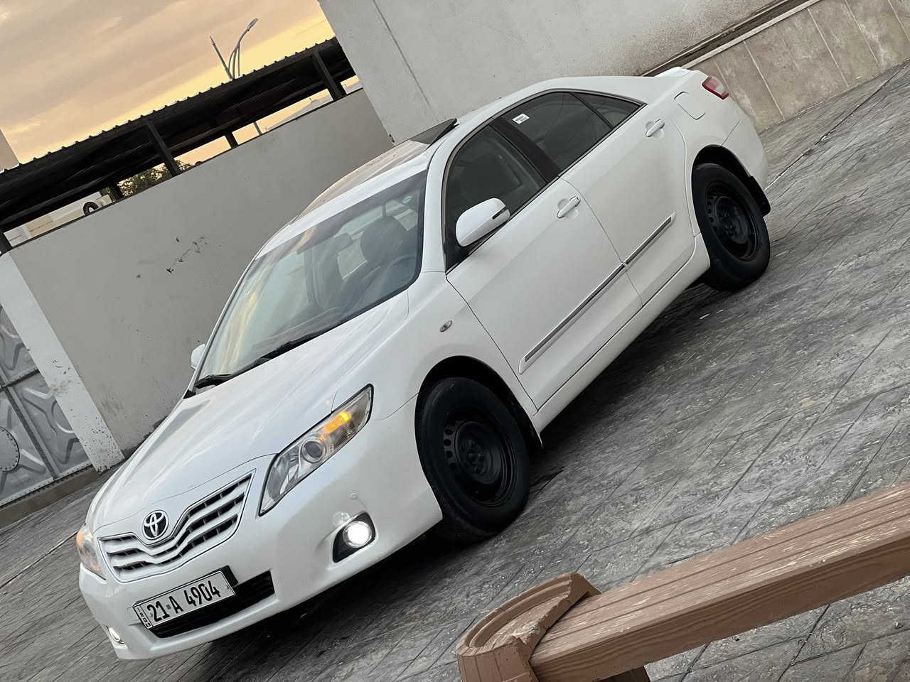 السلام عليكم
للبيع //بسعر 126 مجال جدا بصيط 
كامري 2010 خليجي سلطنة عمان ام الدعاء GLX فول فول 
رقم سليمانيه الجديد سنويه وهزه 30
رادار 
سلاية روف 
كشن كهرباء 
تحكم ستيرن 
مثب سرعه
كشفات 
السياره ماشيه 170 حقيقي تدك جرس 
الصبغ بيها باب خلفي وربع جاملغ خلفي بدون جكة داخل اثر شخط شرط الفحص والسونار 

تحويل ثاني يوم 
مكان السياره تكريت القادسيه 
هـ*********** 
اعتذر الاقصاط والوعده 
السعر 126
