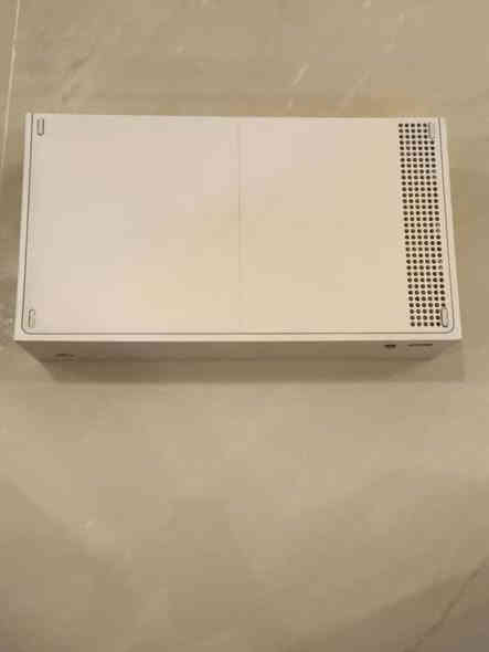 🎮 للبيع Xbox Series S – حالة ممتازة
⚡ الجهاز شغال 100% وما بيه أي مشكلة

المواصفات:

نسخة Series S الرقمية

تخزين 512 

يدا أصلية

الجهاز نظيف جداً
مستعمل اسبوعين 
السعر 300 فقط 

مناسب للألعاب الأونلاين والفريمات العالية

📞 للتواصل: ***********
📍 التوصيل مجانا لكل انحاء العراق
