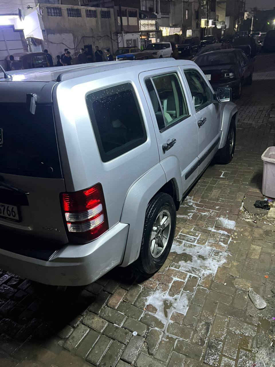 السلام عليكم جيب لبرتي موديل 8 بيهة جراد بل بنيد وبيهة جاملخ شوية صبغ اثر الطخة وموجودة صور الطخة بل منشور 80 وبيهة مجال حك الجية عارضة 80 وبيهة مجال ***********
