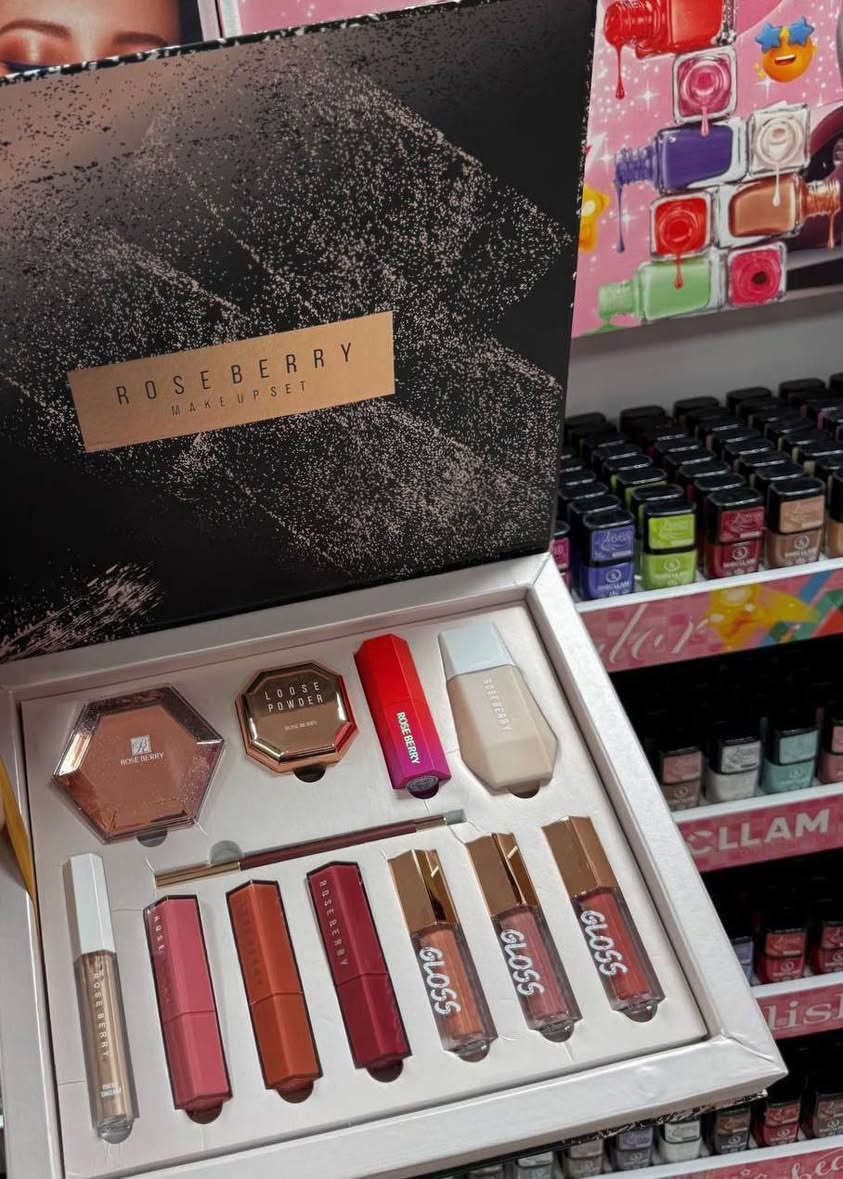 🌹 السلام عليكم زبايننا الكرام يتوفر لدينا كولكشن جديد وحصري للبنات الحلوات والعرايس الجميلات 🌹 توفر لدينا بوكس المكياج المتكامل 🌹 من روز بيري بديل فنتي بيوتي  يحتوي على 12 قطعه من روز بيري 🌹 تالقي بجمالك مع بوكس المكياج روز بيري بديل فنتي بيوتي 🌹 السعر 60 الف التوصيل جميع المحافظات ب 3 الف 🌹 يتوفر لدينا جمله ومفرد 🌹 🌹 🌹 🌹 🌹 🌹 🌹 🌹 🌹 🌹 🌹 🌹 🌹 🌹 🌹 🌹


**إذا كنت صاحب هذا الإعلان وتريد حذفه لأي سبب، رجاءا أرسل رسالة إلى الدعم الفني**