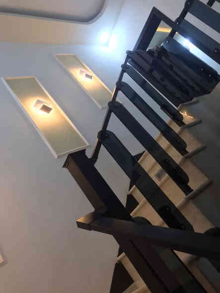 دار للبيع طابقين 112 متر  بناء درجة اولى عقد زراعي بناء جديد 2025 كافه الخدمات عنوان حي الاخلاص /السعر والتفاصيل علخاص او اتصل على رقم  ‏‪0771 273 4979‬‏
