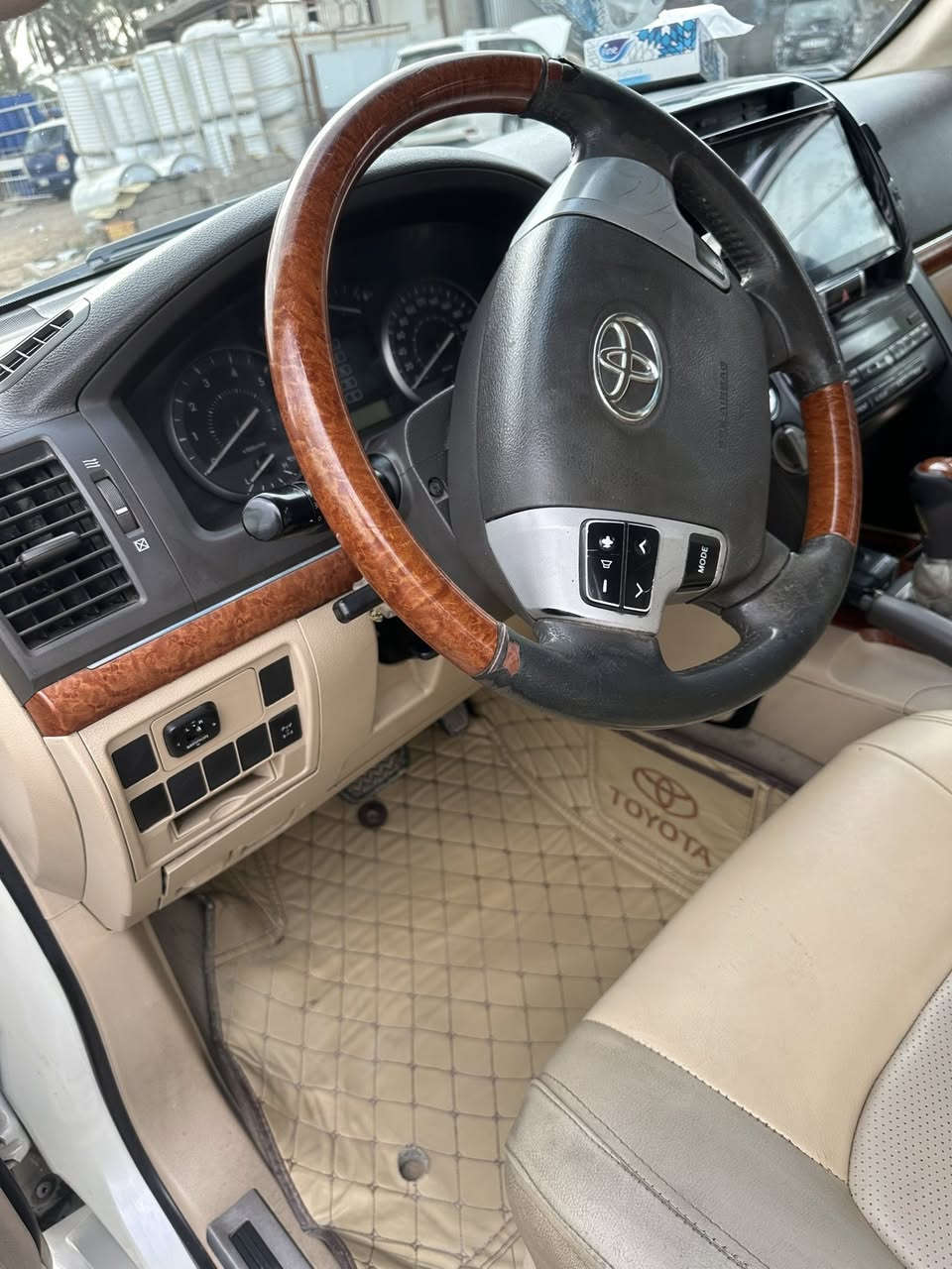 لاندكروز بريم 2013 بغداد بسمي تحويل ثاني يوم 310 $ مكان السيارة بغداد السونار


**إذا كنت صاحب هذا الإعلان وتريد حذفه لأي سبب، رجاءا أرسل رسالة إلى الدعم الفني**