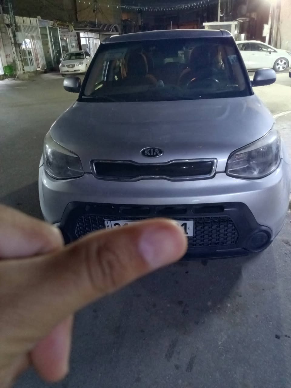 صول 2016 بانزين محرك 2000 
تبريد حدادية مكينة مكفولة 
گصة جنطة مكان السيارة بالنجف
ب48 وبيها مجال بسيط
***********
