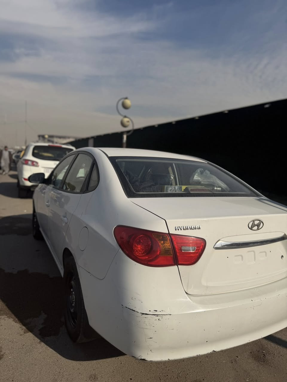 السلام عليكم النترا مقدس 2010 خليجي بيها جاملغ مبدل وضربة البنيد بدون دواخل بدون ايرباك 
ادامة كاملة بلكات اصلي
قاعدة فيت بم 
نوزلات 
مي راديتر زيتي
دهن جديد 
صدر امامي خلفي كلة جديد
تخم تاير 
دوشمة جديدة
سيارة راعيها متوفي 
وموجود وكيل ابنة يكمل معاملة تحويل
مكاني بلديات ب88 وبيها مجال بسيط 
***********
