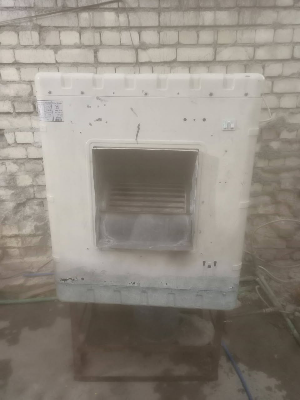 مبرده الونا حجم ٢ونص ماطور كبير سرعتين الجعب مالتهه مبدله جديد نضافه ٧٠ بلميه جاهزه شغاله السعر ٩٠ مكان حي الإعلام تقاطع درويش


**إذا كنت صاحب هذا الإعلان وتريد حذفه لأي سبب، رجاءا أرسل رسالة إلى الدعم الفني**