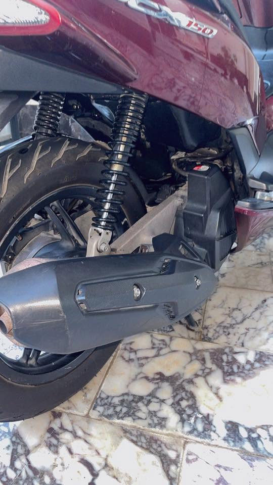 سلام عليكم 
PCX ياباني اصلي جيل ثاني 
خير من الله الدراجه ماشيه 50
الدراجه 150 نضيفه علا ايدي مال مثقفين
كهربائيات شغاله كلها اي نقص ترجعها الي 
حساسات مري باله اصلي الدراجه قبل شهرين نازله من الرمبه 
سعرها 16$ وبيها مجال حك الجيه وال ورق احسبه عل 150مو مثل الجماعه
اوراقها ب اسمي اكفلها من السرقه وتشتريها من باب بيتي 

للمعلومه المكينيه انضف من الي ابالك وممفتوحه 
برغي ممفتوح 
اسف عل اطاله بس الدراجه شسولف عنها قليل 
مكاني الشعب مقابيل جامعه الامام الكاضم
للاستفسار اكثر 
*********** 
ممتواجد خلص ابد بس رصيد 
🤍🤍
