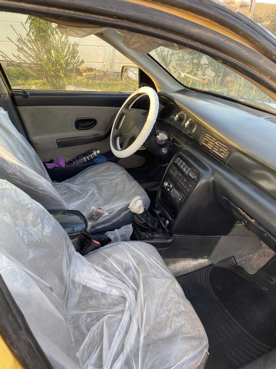 السلام عليكم
سمند 2010للبيع 
رقم مثنى انكليزي 
سنويه جديده 
تخم تاير 
مكينه جديده هستوه مشدوده 
كير مكفول 
كهربائيات كلها شغاله 
كيجات كلها شغاله 
داخلها كلش نضيف
السعر خاص 
المكان الديوانيه الحمزه الشرقي


**إذا كنت صاحب هذا الإعلان وتريد حذفه لأي سبب، رجاءا أرسل رسالة إلى الدعم الفني**