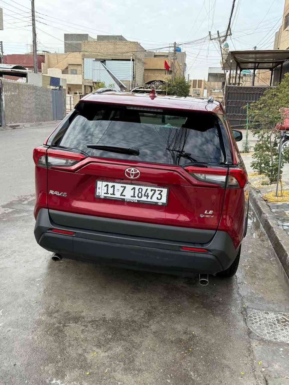 سلام عليكم راف فور 2025 وارد أمريكي صور الحادث موجوده بلنشر هايبرد ماشيه ١١ ألف للبيع فقط رقم بغداد ومكان سياره بغداد الكرخ الاستفسار ع رقم *********** سعر 220 وبيها مجال
