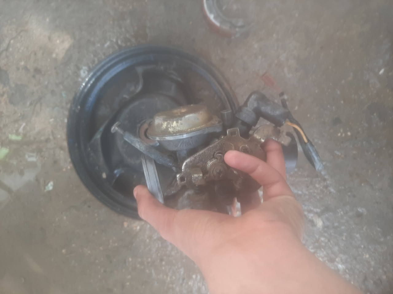 السلام عليكم دراجه فراشه كوم حديد للبيع قيم وخذ مكاني بغداد الدوره ابو دشير رقمي***********او مراوس وانطي فرق
