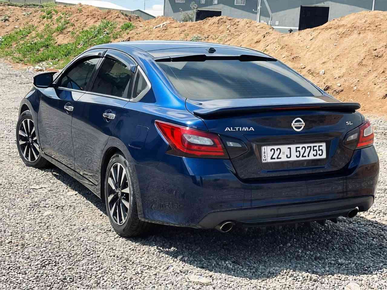 نیسان ئەڵتیما 2018 SL فوول فوول بەس سلایت نییە
دووپارچە  و توکمەی لای سایەقی هەیە 
نرخیشی 119 وەرەقەیە
بۆ پەیوەندی کردن 
*********** أربيل, العراق
