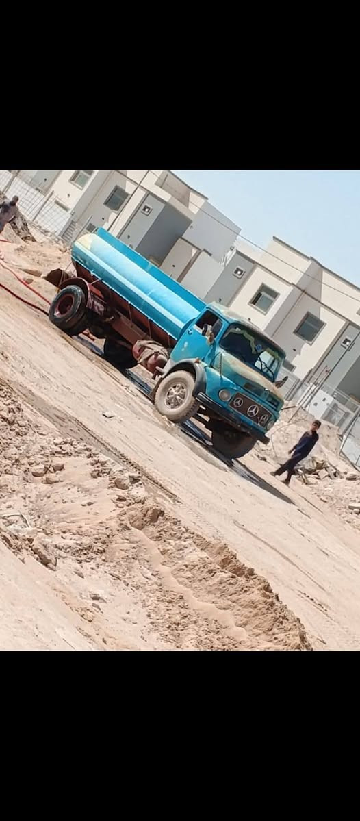 السلام عليكم ابردين 8طن موديل 75 رقم انكليزي بأسمي  قماره بلاديه بيه مكانات صبغ ***********
