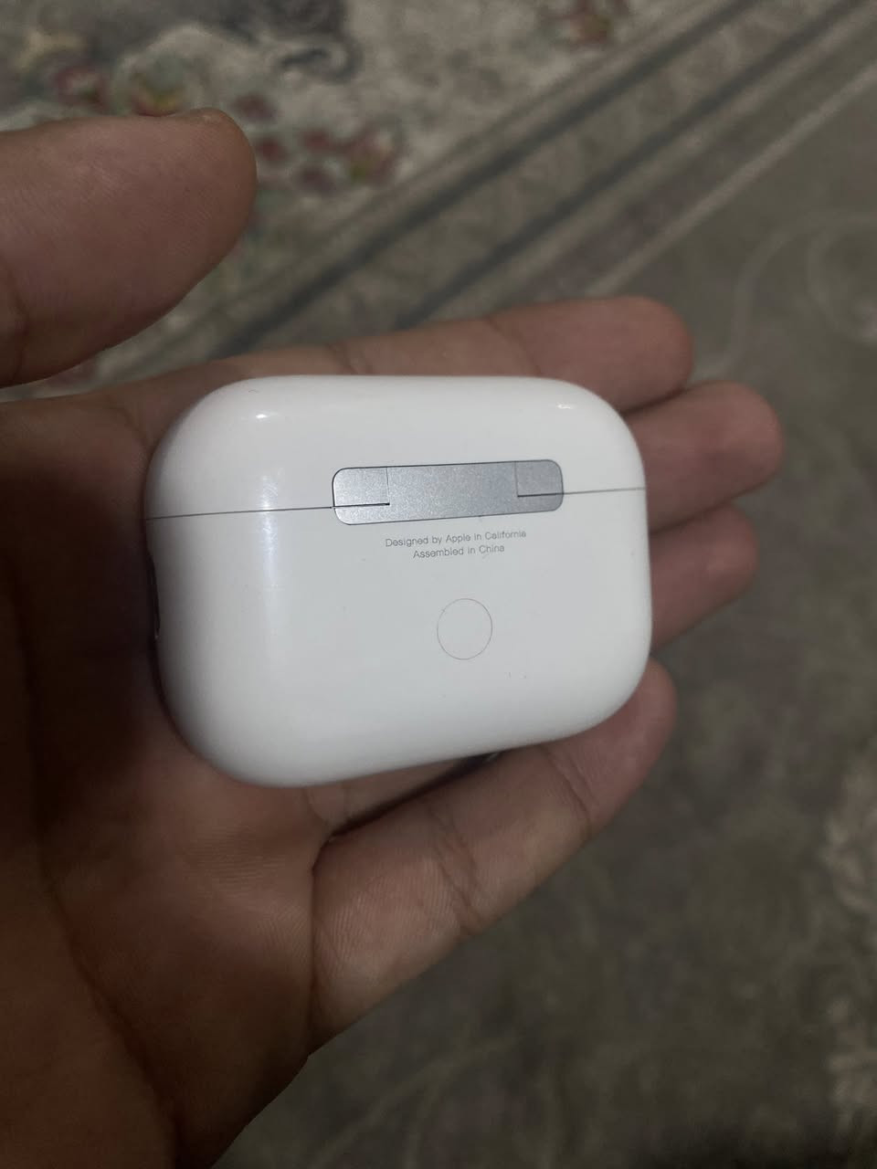 السلام عليكم
ايربود برو٢|AirPods Pro 2
اصليه شرط
فتح كارتون فقط غير مستخدمه
شرط الفحص 
كاملل ملحقااات
بدون اي مشاكل
تفحص كدام المندوب يله تنطي الفلوس
واعيد شرررط الفحص
السعر ٧٥ وبيها مجال للطيبين
رقمي ***********
مكاني كربلاء
موجود توصيل.
