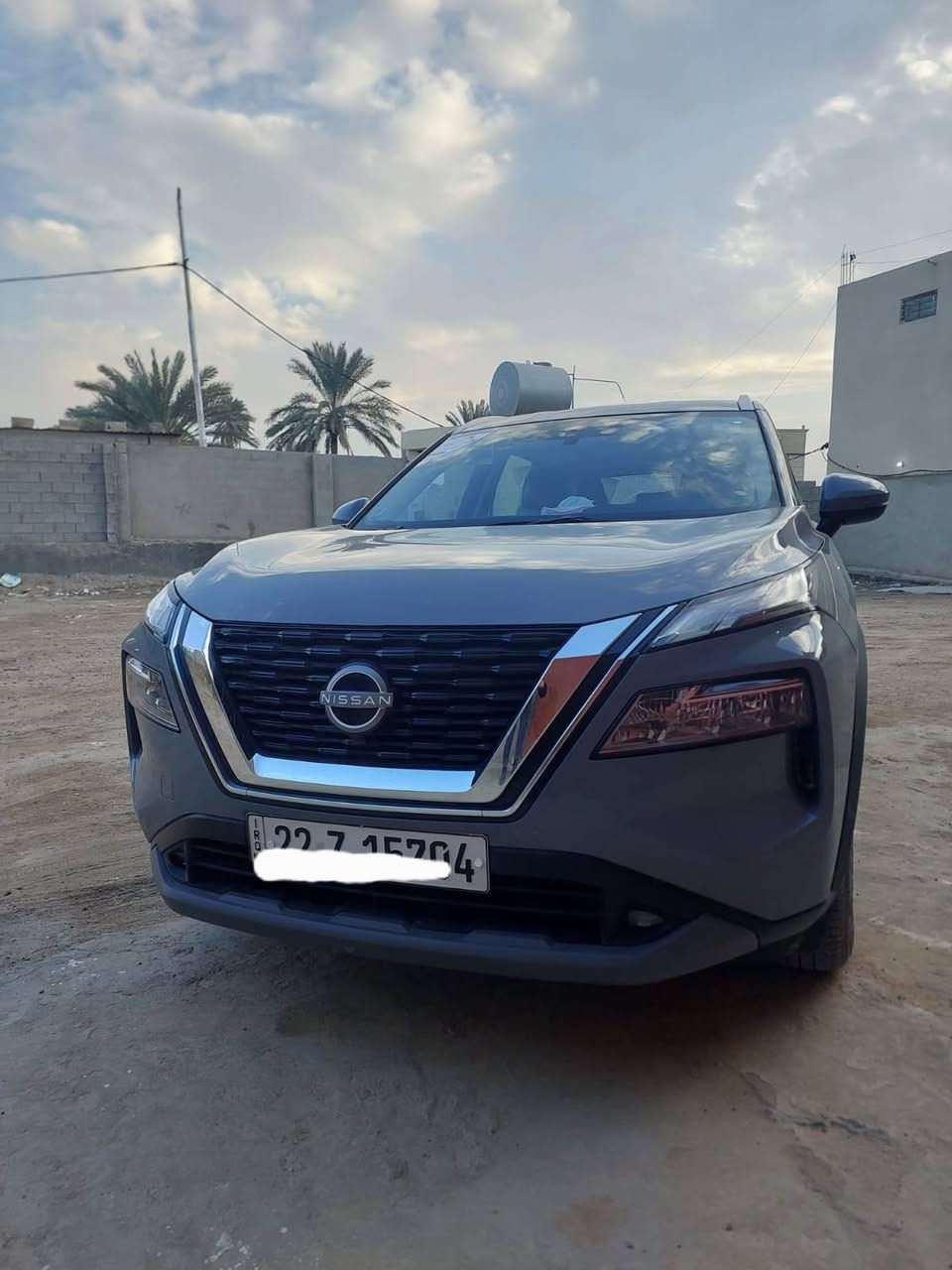 للبيع نيسان اكستريل موديل ٢٥ مكفوله ماشيه ٢٢الف رقم اربيل باسمي سعر ٢٣٥ وبيها مجال اتصال ***********
